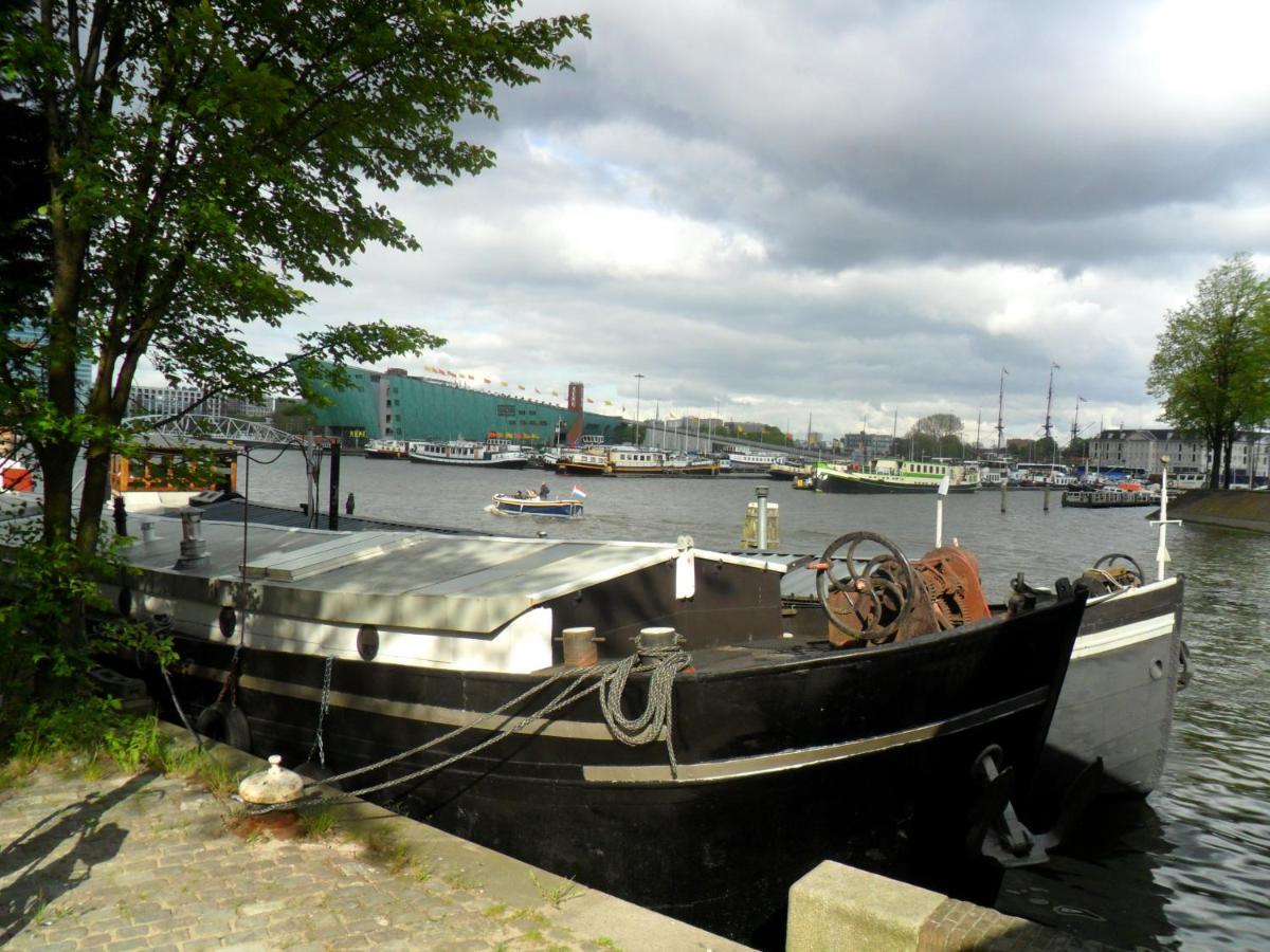 Anna Houseboat Hotel Amsterdam Exterior photo